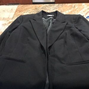 Liz Claiborne women’s black blazer